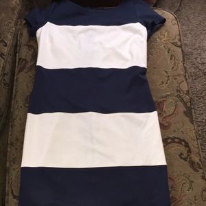 💎Short sleeve Navy blue and cream dress💎